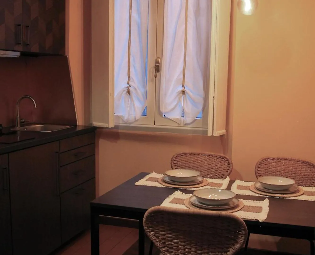 Casa D'Artista Art And Luxury With Wifi, Ac, Smart Monitor In The Heart Of Milan Apartment 0*,  Italy